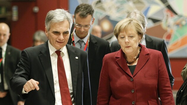 Zwischen Werner Faymann und Angela Merkel herrscht Eiszeit. (Bild: APA/EPA/ANDY WENZEL)