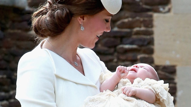 Herzogin Kate vertraute bei der Geburt von Charlotte auf die Entspannungsübungen von Hypnobirthing. (Bild: APA/EPA/CHRIS JACKSON)