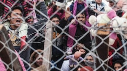Flüchtlinge auf der Balkanroute (Archivbild) (Bild: AFP)