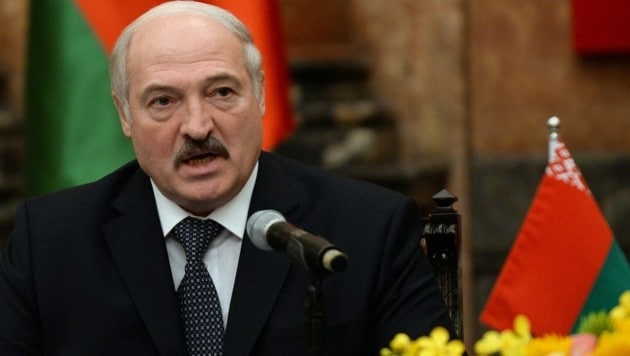 Präsident Alexander Lukaschenko gilt als der letzte Diktator Europas. (Bild: APA/AFP/HOANG DINH NAM)