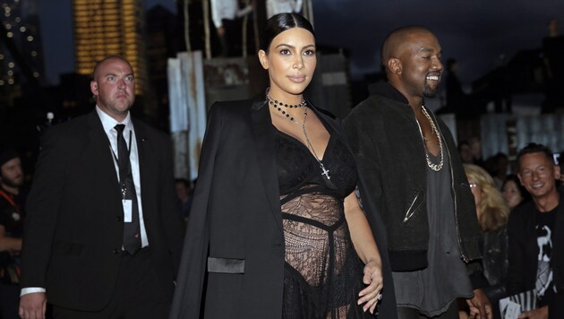 Kim Kardashian und Kanye West (Bild: APA/EPA/PETER FOLEY)