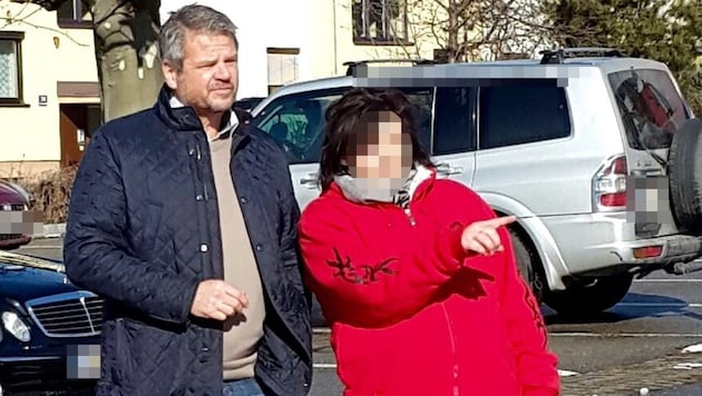 Barbara Sch. mit Ex-Bürgermeister Gerhard Köfer (Bild: KK)