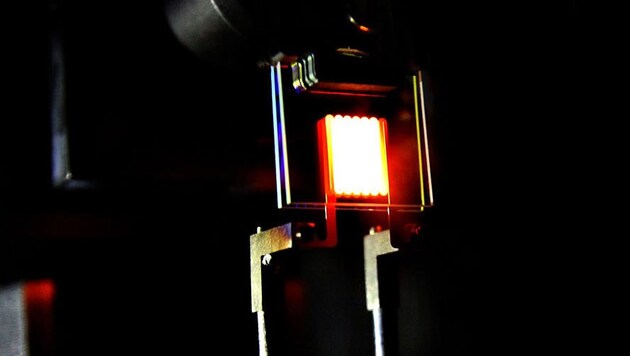 Der Prototyp einer neuen Glühbirne (Bild: MIT)