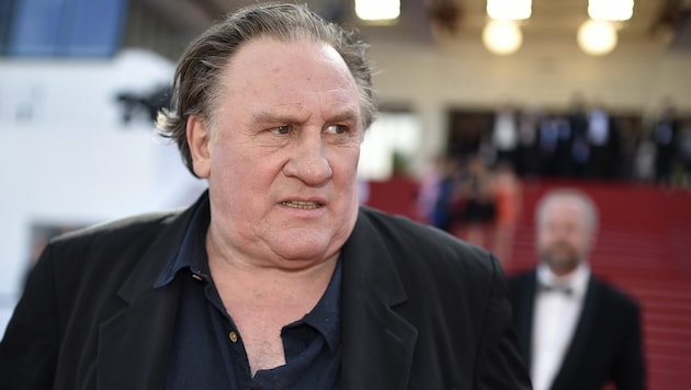 Gérard Depardieu wurde erneut wegen sexuellen Übergriffen angezeigt.  (Bild: APA/EPA/Franck Robichon)