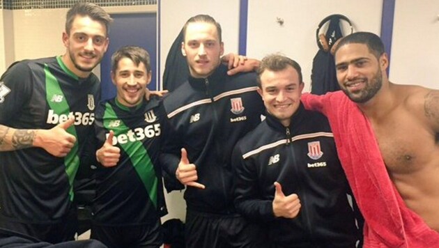 Stoke-City-Helden: Jose Lu, Bojan Krkic, Marko Arnautovic, Xherdan Shaqiri, Glen Johnson (v. li.) (Bild: Facebook.com)