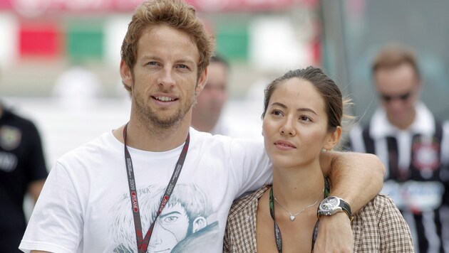 Jenson Button und Jessica Michibata (Bild: EPA)
