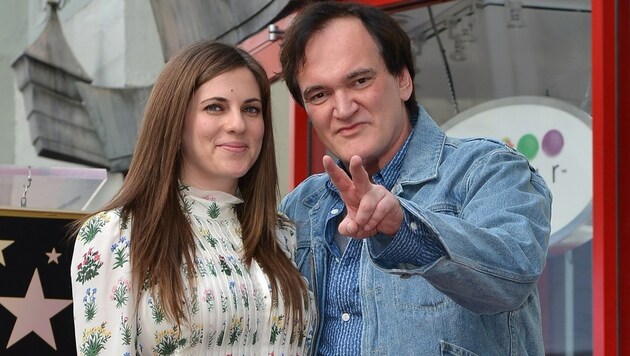 Quentin Tarantino mit Freundin Courtney Hoffman (Bild: AFP/Angela Weiss)