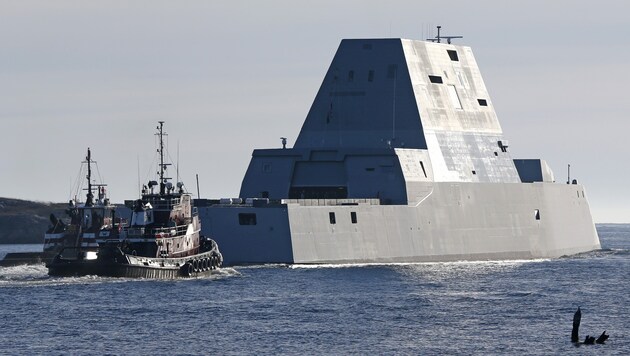 Die "USS Zumwalt" ist der teuerste Zerstörer, den die Navy je bauen ließ. (Bild: AP)