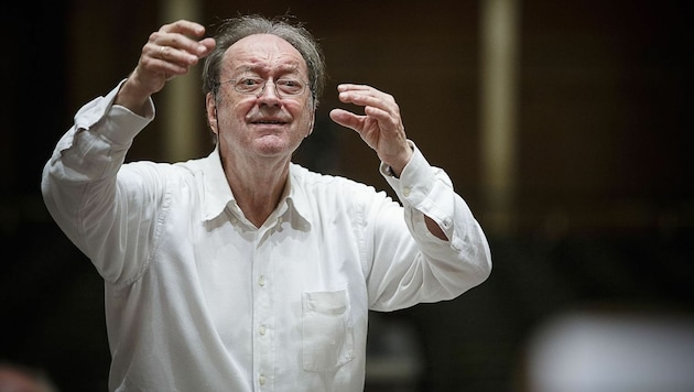 Nikolaus Harnoncourt nimmt Abschied vom Dirigentenpult (Bild: Werner Kmetitsch)