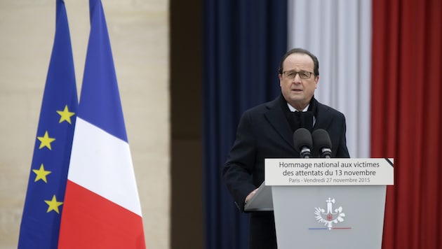 "Werden weder der Angst noch dem Hass nachgeben": Präsident Francois Hollande (Bild: APA/EPA/PHILIPPE WOJAZER/POOL)