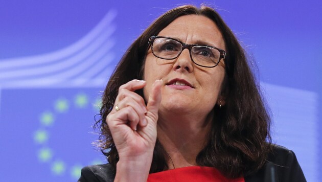 EU-Handelskommissarin Cecilia Malmström (Bild: APA/EPA/Olivier Hoslet)
