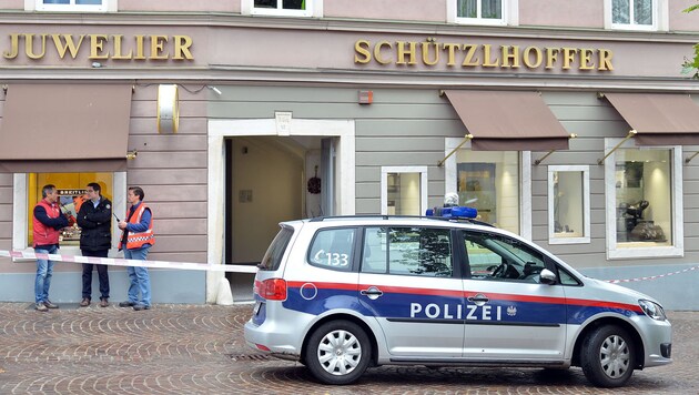 Am 15. Oktober wurde der Juwelier-Laden in Villach gestürmt (Bild: Hermann Sobe)