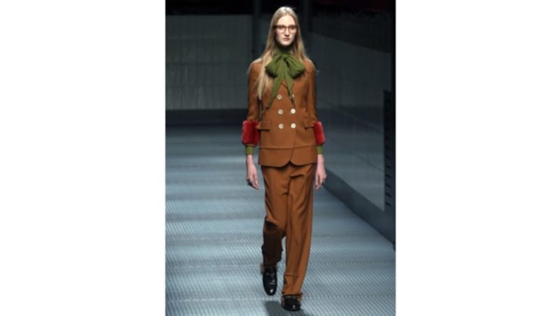 Die Gucci Herbst-/Winterkollektion 2015 (Bild: APA/EPA/MATTEO BAZZI)