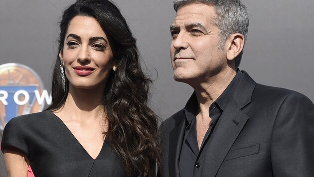 Amal und George Clooney (Bild: Chris Pizzello/Invision/AP)