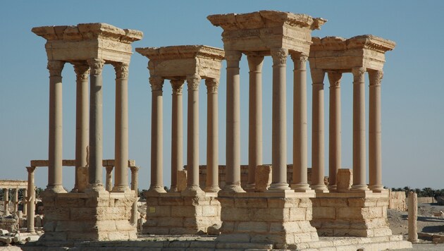 Antike Säulen in Palmyra vor der Zerstörung durch den IS (Bild: AP)