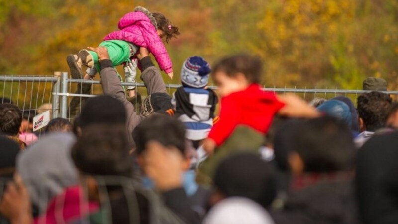 (Bild: APA/EPA/GYORGY VARGA)