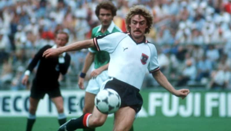 Walter Schachner bei der WM 1982 im Spiel gegen Nordirland (Bild: GEPA pictures)