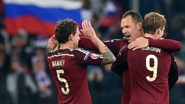 Der Jubel der fix für die EURO 2016 qualifizierten Russen (Bild: AFP)