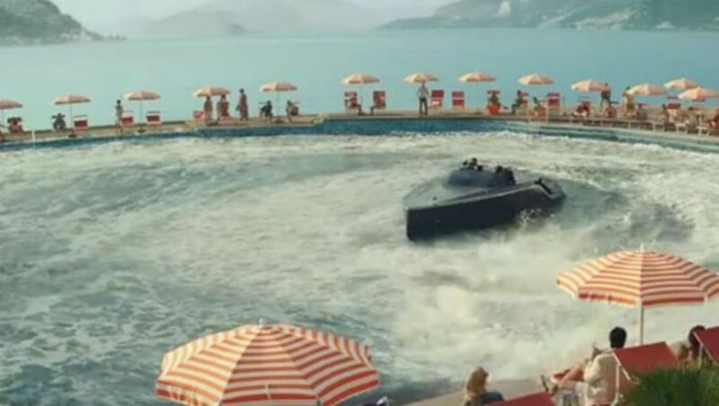 Die schnittigen Boote kann man um 152.000 Euro mieten. (Bild: YouTube.com)