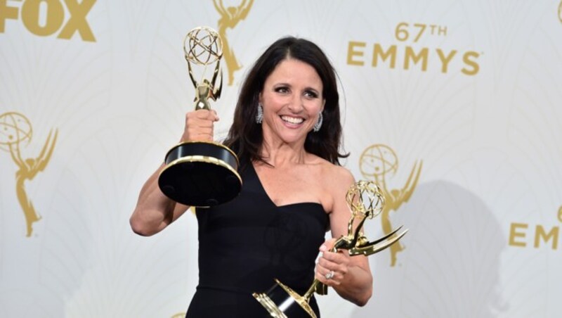 Julia Louis-Dreyfus und Jeffrey Tambor erhielten die Emmys als beste Komödiendarsteller. (Bild: Jordan Strauss/Invision/AP)