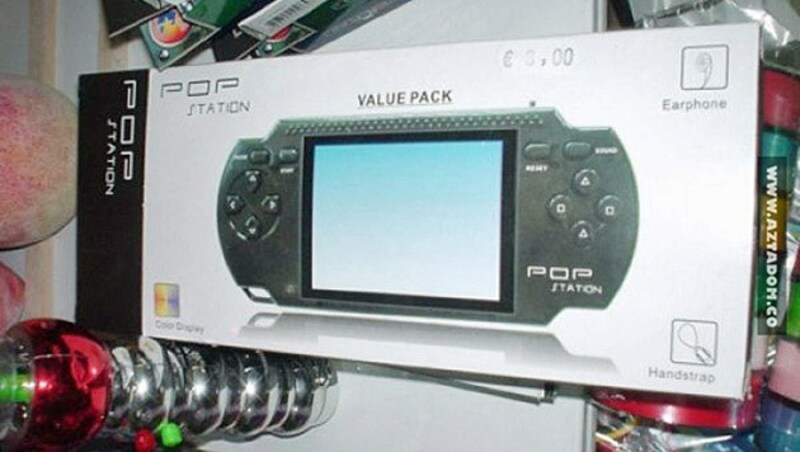 Aus Sonys PlayStation Portable wurde bei diesem unbekannten Hersteller kurzerhand die POP Station. (Bild: boredpanda.com)