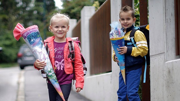 Der Schulstart gilt in Vorarlberg leider nicht für alle Schulen, zwei bleiben zu. (Bild: APA/GEORG HOCHMUTH (Symbolbild))