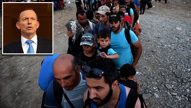 Australiens Premier Tony Abbott will nun auch mehr syrische Flüchtlinge aufnehmen. (Bild: APA/EPA/NAKE BATEV, APA/EPA/SAM MOOY)