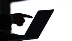 Die Hacker sollen mit Unterstützung von KI-Agenten vorgegangen sein.