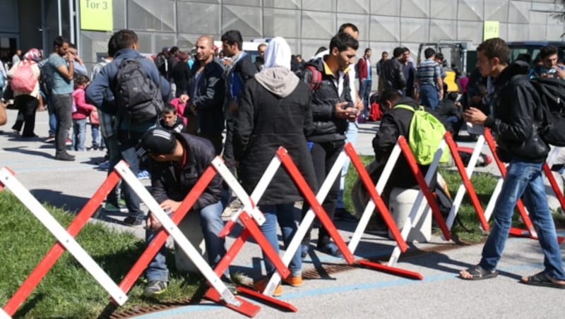 Flüchtlinge in der Messehalle Graz (Bild: Jürgen Radspieler)