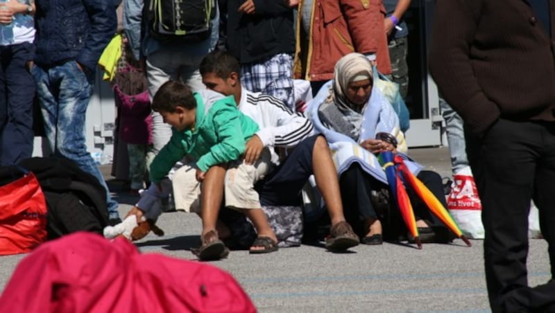 Flüchtlinge in der Messehalle Graz (Bild: Jürgen Radspieler)