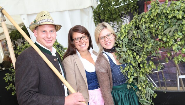 Farant-Bauer Robert, Elvira und Stefanie aus St.Stefan bei Globasnitz feierten auf der "Wies'n" (Bild: Evelyn Hronek)