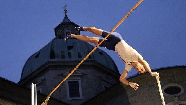 Der Österreich-Rekordsprung vorm Dom: Lavillenie überquerte 5,93 Meter - 4000 Zuschauer jubelten. (Bild: Andreas Tröster)