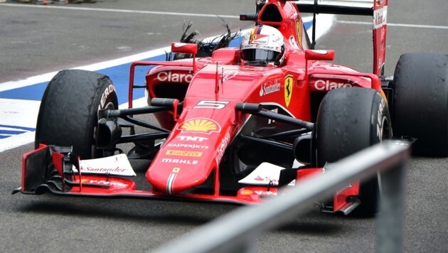Sebastian Vettel blieb in Spa wegen eines Reifenschadens ohne Punkte. (Bild: AP)