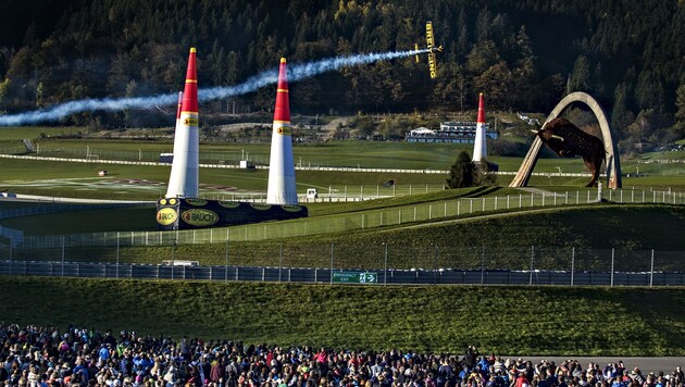 Das Red Bull Air Race bietet wieder eine große Show am Ring. (Bild: Sebastian Marko/Red Bull Content Pool)