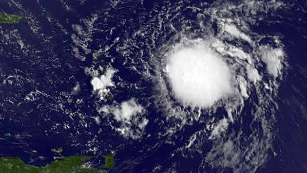 Tropensturm "Erika" am 26. August nahe der Kleinen Antillen (Bild: NASA/NOAA GOES Project)