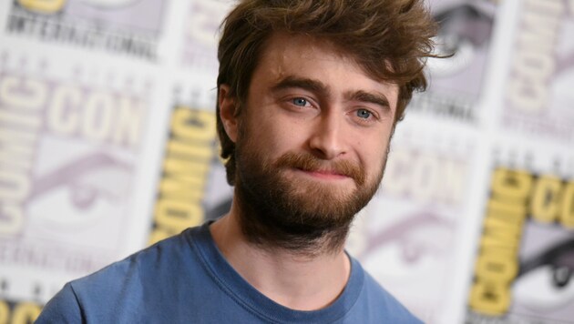 Dass der Künstler Humor besitzt, beweist er mit diesem Mix. "Harry Potter" Daniel Radcliffe ... (Bild: Richard Shotwell/Invision/AP)