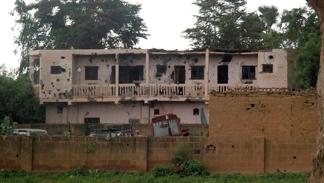 Das Hotel "Byblos" in Mali nach dem Anschlag (Bild: AFP)