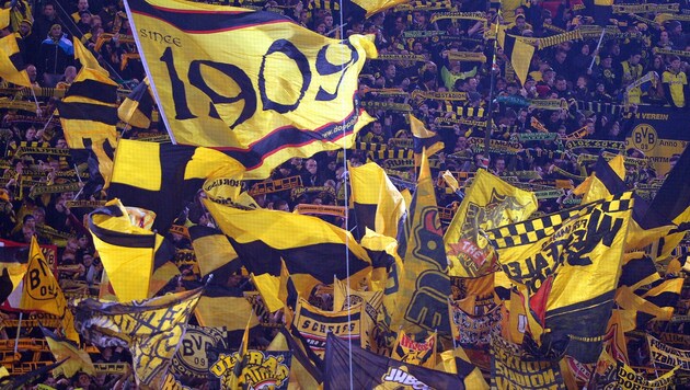 Allein aus Dortmund reisen mehr als 7000 Fußballbegeisterte an (Bild: EPA)