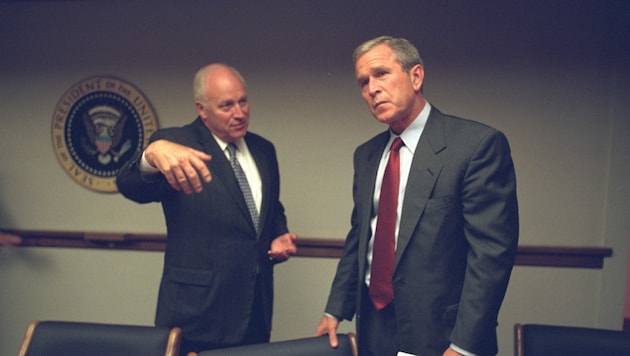 Der damalige Vizepräsident Dick Cheney mit dem ehemaligen US-Präsidenten George W. Bush (Bild: AFP)