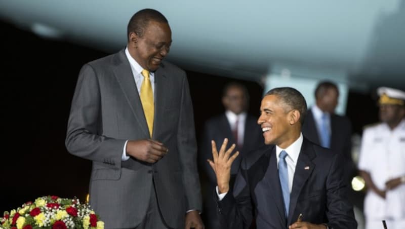 Kenias Staatschef Uhuru Kenyatta und US-Präsident Barack Obama (Bild: AP)