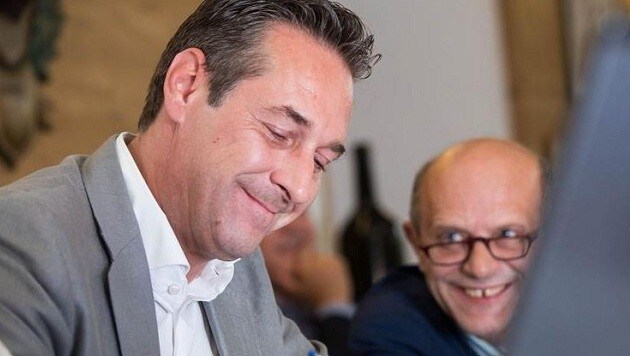FP-Bundeschef HC Strache krempelt mit Andreas Schöppl die Salzburger Partei um. (Bild: Franz Neumayr/MMV)