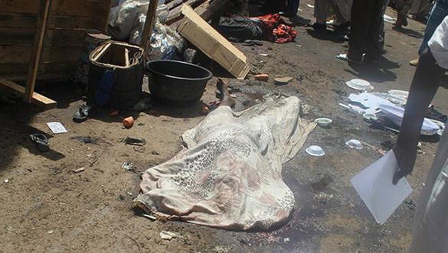 Boko Haram bekannte sich zu dem Selbstmordanschlag auf dem belebten Markt in N'Djanema. (Bild: twitter.com/Terrormonitor)