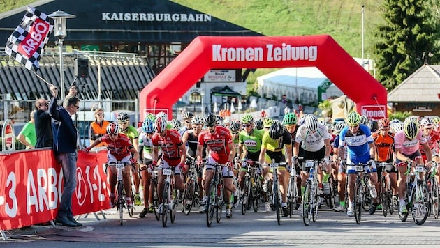 1000 Teilnehmer waren beim ARBÖ-Radmarathon in Bad Kleinkirchheim am Start - Rekord! (Bild: ARBÖ/Arno Gruber sen.)