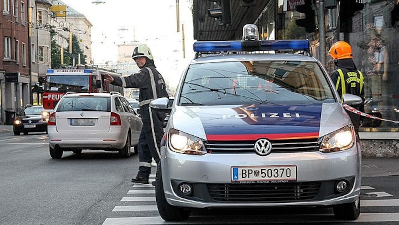 Die Polizei sperrte das Areal großräumig ab. (Bild: MARKUS TSCHEPP)