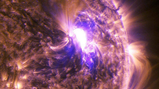 Der am 25. Juni von SDO fotografierte Flare der Stärke M 7,5 (Bild: NASA/SDO/AIA)