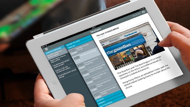 Bei "LinkedNews" zeigt das Tablet automatisch Infos, die einen gerade laufenden TV-Beitrag ergänzen. (Bild: Centrum Wiskunde & Informatica)