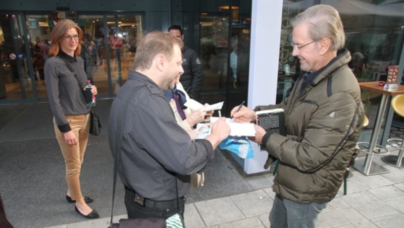 Jürgen Todenhöfer bei der Lesung seines Buches in Wien. (Bild: Andi Schiel)