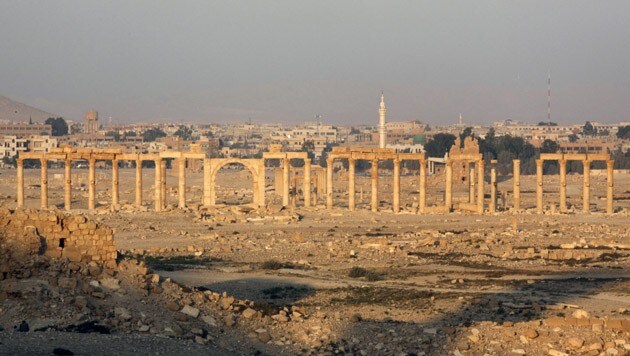 Neben menschlichen Opfern fürchtet man sich vor der Zerstörung des UNESCO-Weltkulturerbes Palmyra. (Bild: APA/EPA/YOUSSEF BADAWI)