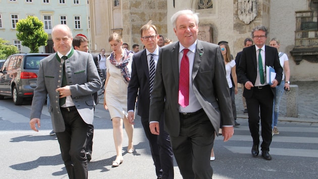 Schützenhöfer marschiert der Landeshauptmann-Kür entgegen. (Bild: Christian Jauschowetz)