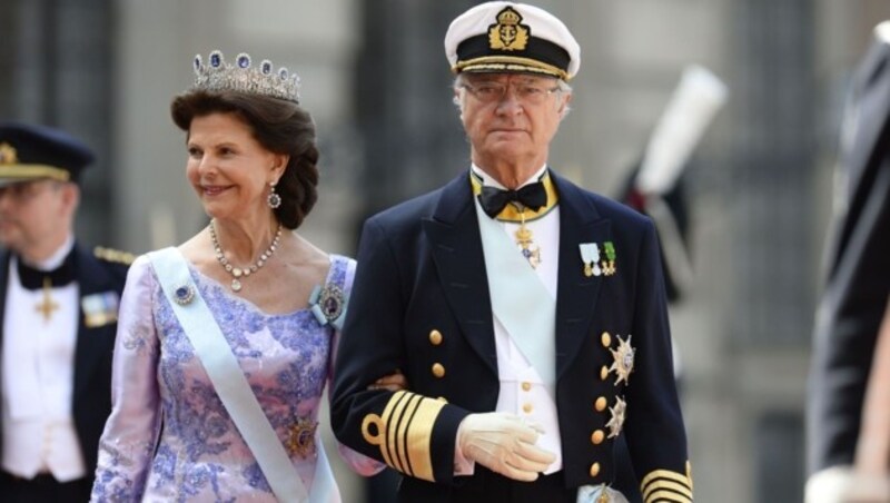 Königin Silvia und König Carl XVI. Gustaf (Bild: AFP)